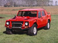 Lamborghini LM002 – mega-SUV [lekcja historii]