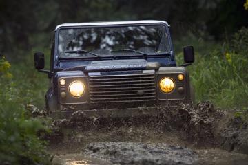 terenowe_auta_auto_land_rover_defender_2013