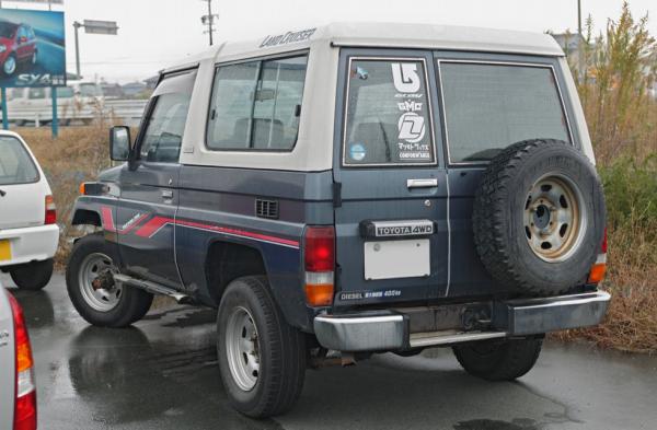 terenowe_auta_toyota_land_cruiser_06