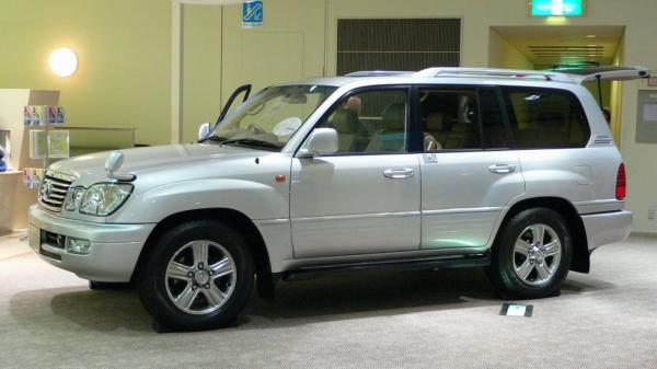 terenowe_auta_toyota_land_cruiser_14